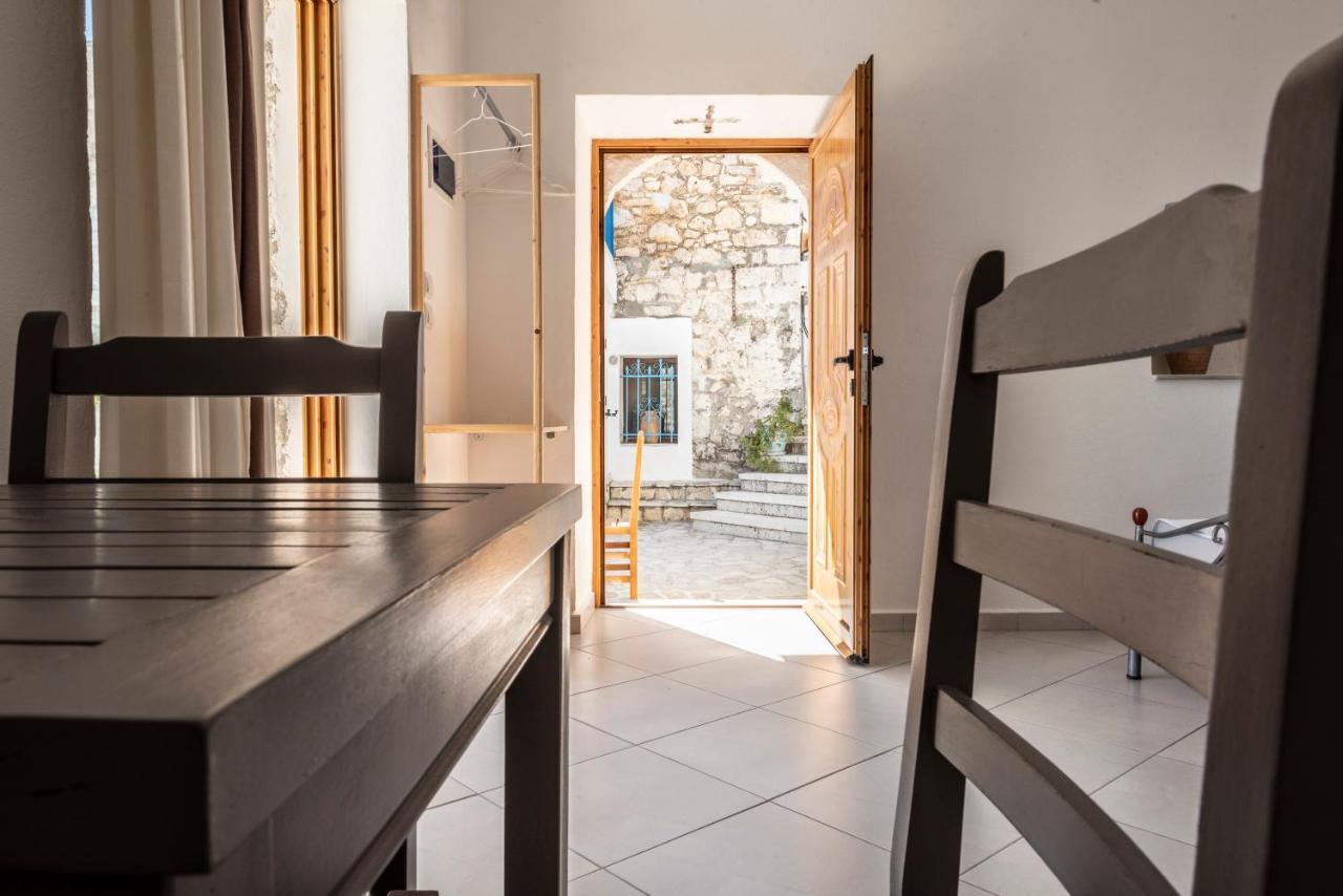 Amphora Guesthouse هيماري المظهر الخارجي الصورة