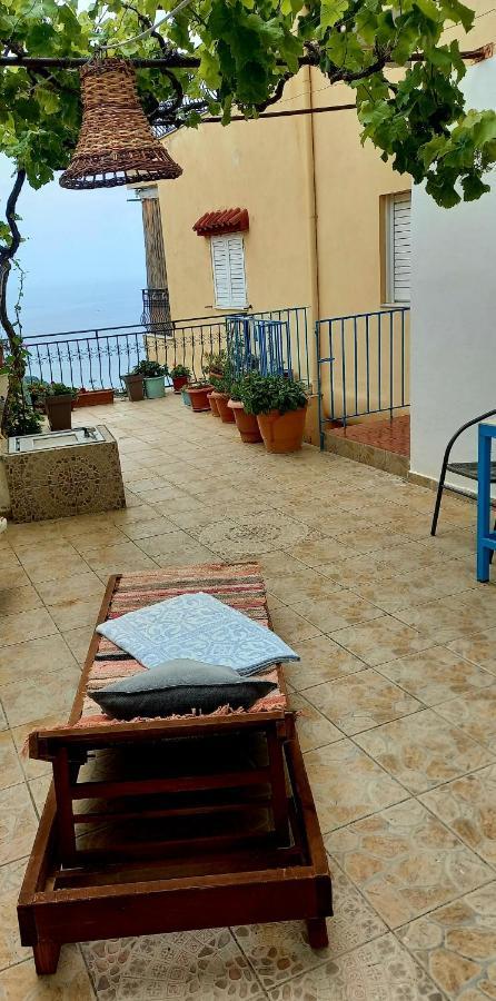 Amphora Guesthouse هيماري الغرفة الصورة