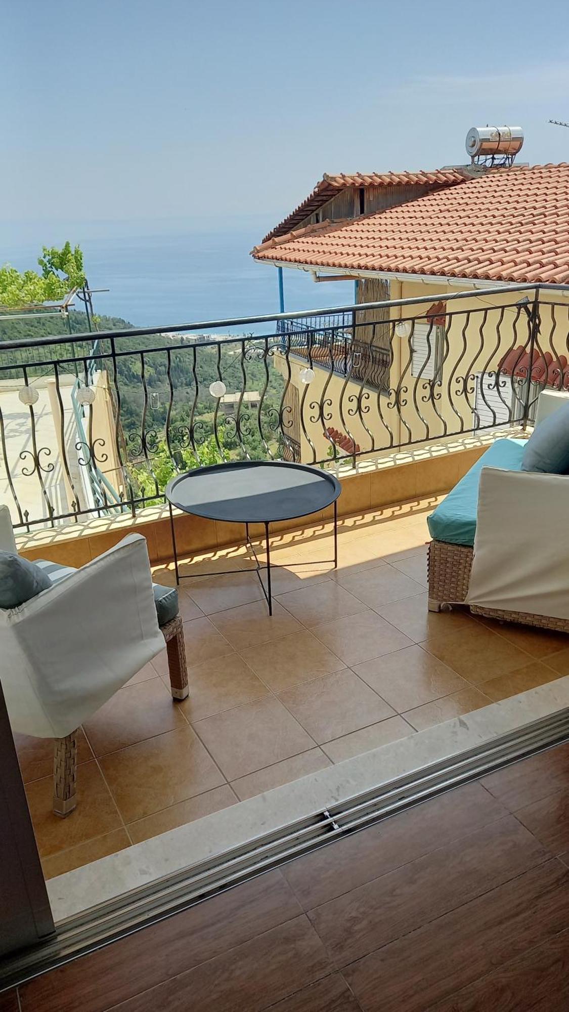 Amphora Guesthouse هيماري الغرفة الصورة