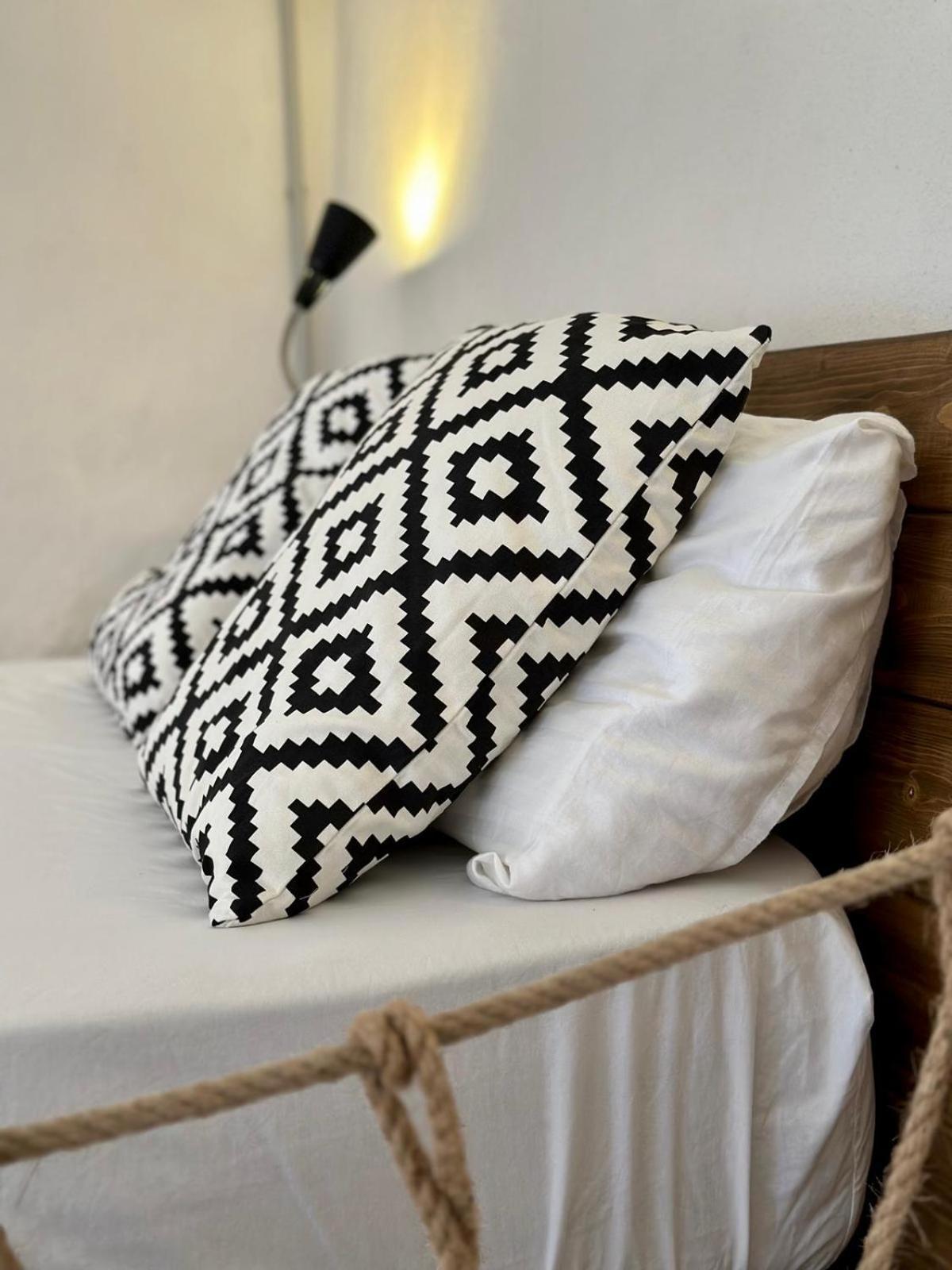 Amphora Guesthouse هيماري الغرفة الصورة